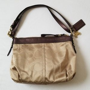 👜👜Coach Mia Shoulder Bag